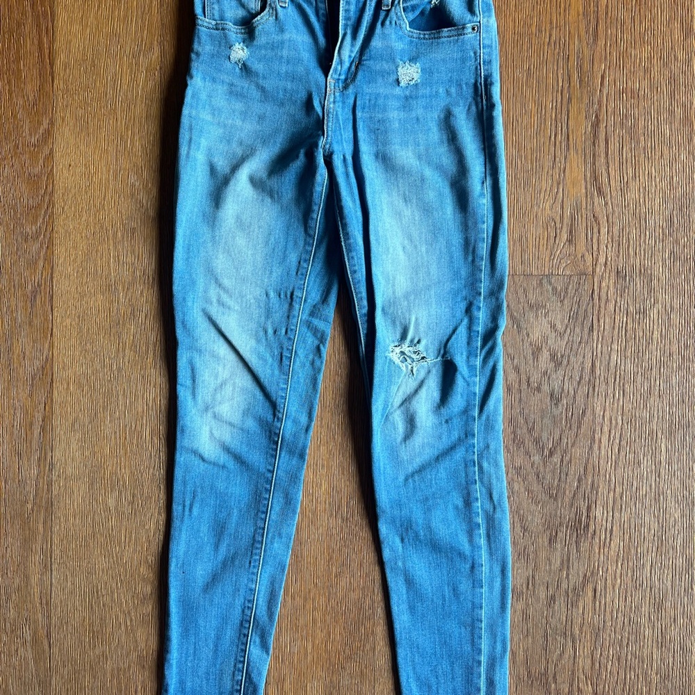 Levi’s jeans size 25
